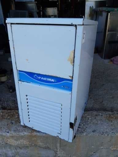 Професионален Ледогенератор Icematic