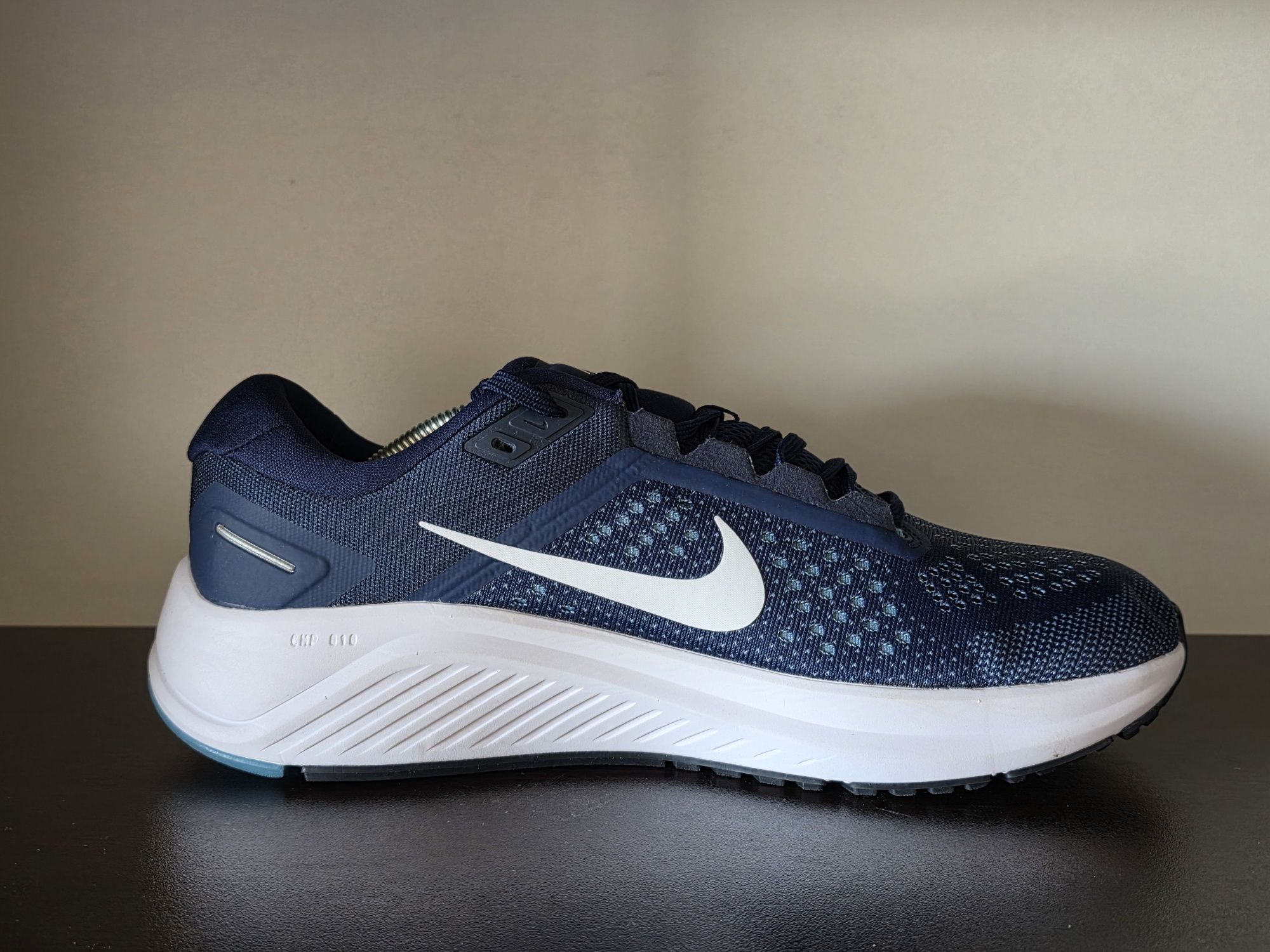 Nike AIR ZOOM STRUCTURE 23/ 45номер 29см Стелка Като Нови