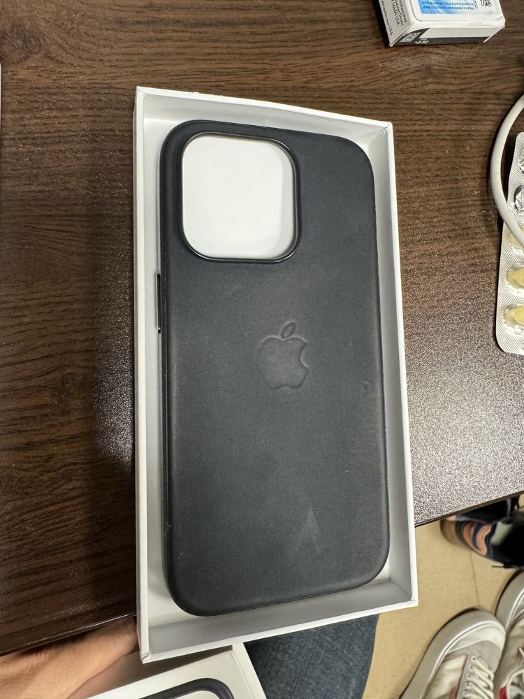 iPhone 15 pro Оригинални кейсове
