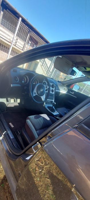 Vând alfa Romeo 159