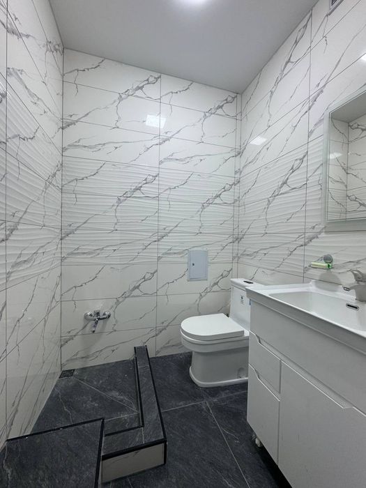 Noturar joy sotiladi Yunisabot rayon  bodomzor metro oldida