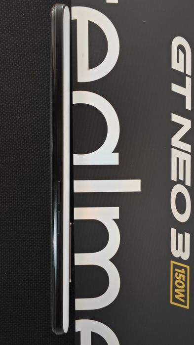 Realmi GT NEO 3 12/256GB 150W със зарядно и кабел!