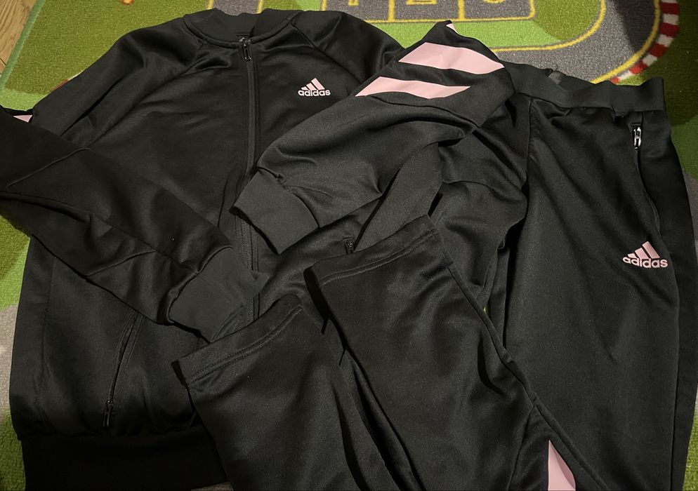 Спортен екип Адидас