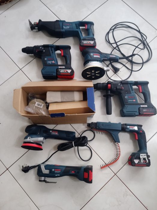 Scule Bosch noi și sh