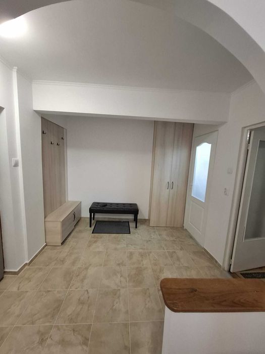 Inchiriez apartament spatios cu o cameră in Oradea,z.Dimitrie Cantemir