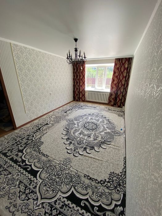 Продам 3 х  комнатный  квартиру