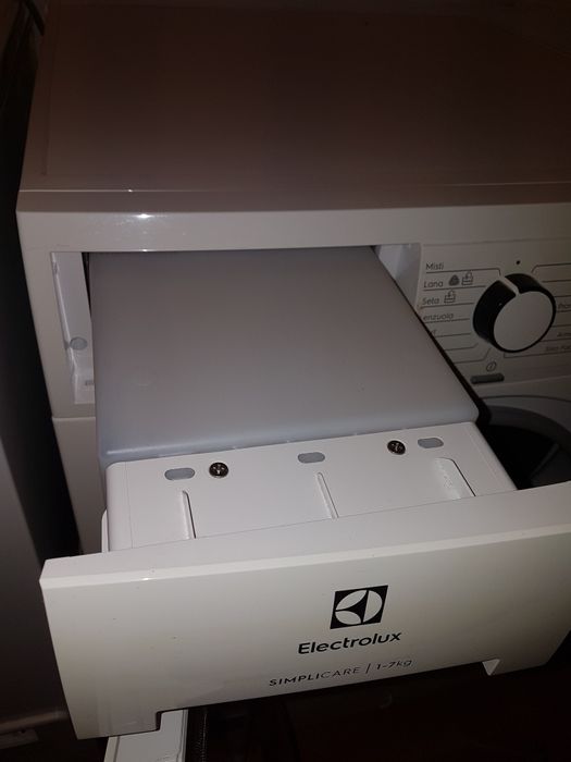 Ocazie, BF!!! Uscator rufe Electrolux, pompa de caldura, A++, impecabi