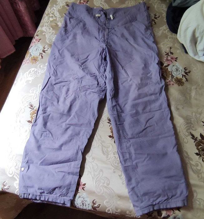 Джинсы, штаны спортивные женские 50-52 размер