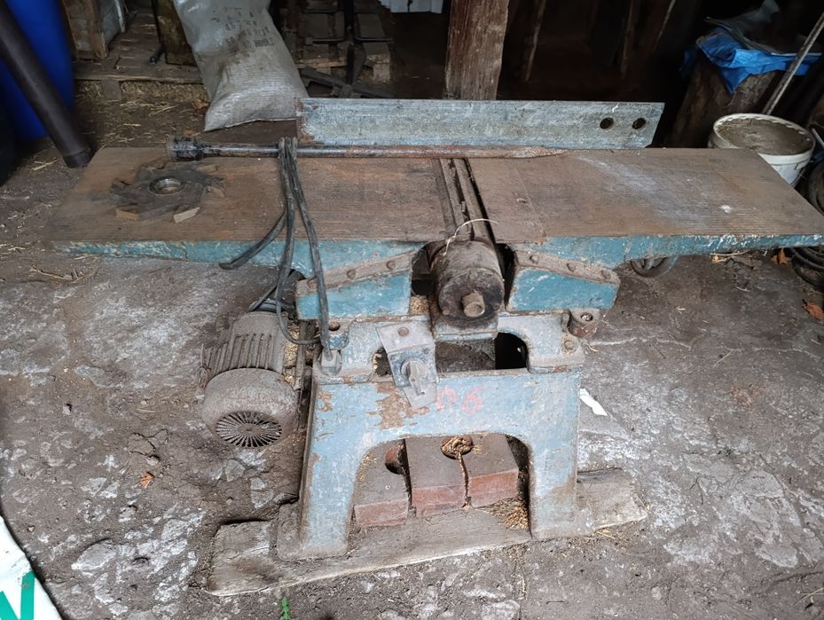 Абрих за дърво в добро състояние