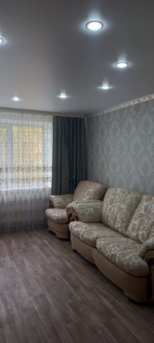 2 комн р-он 8 школы,кафе Ахтамар