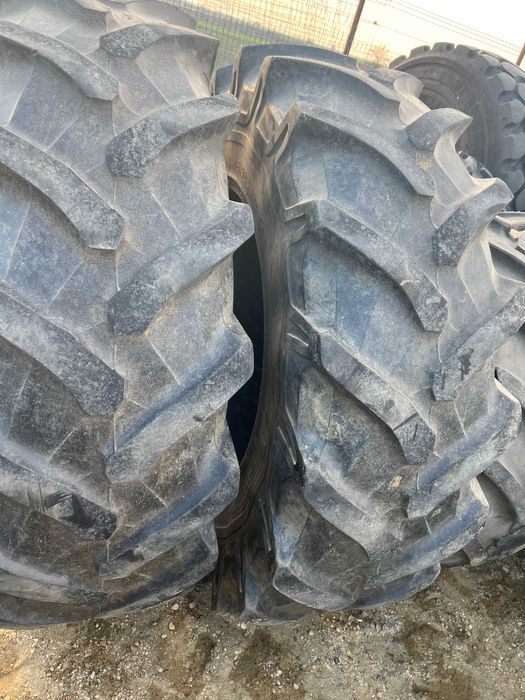 Cauciucuri de tractor 16.9 R30 Pirelli