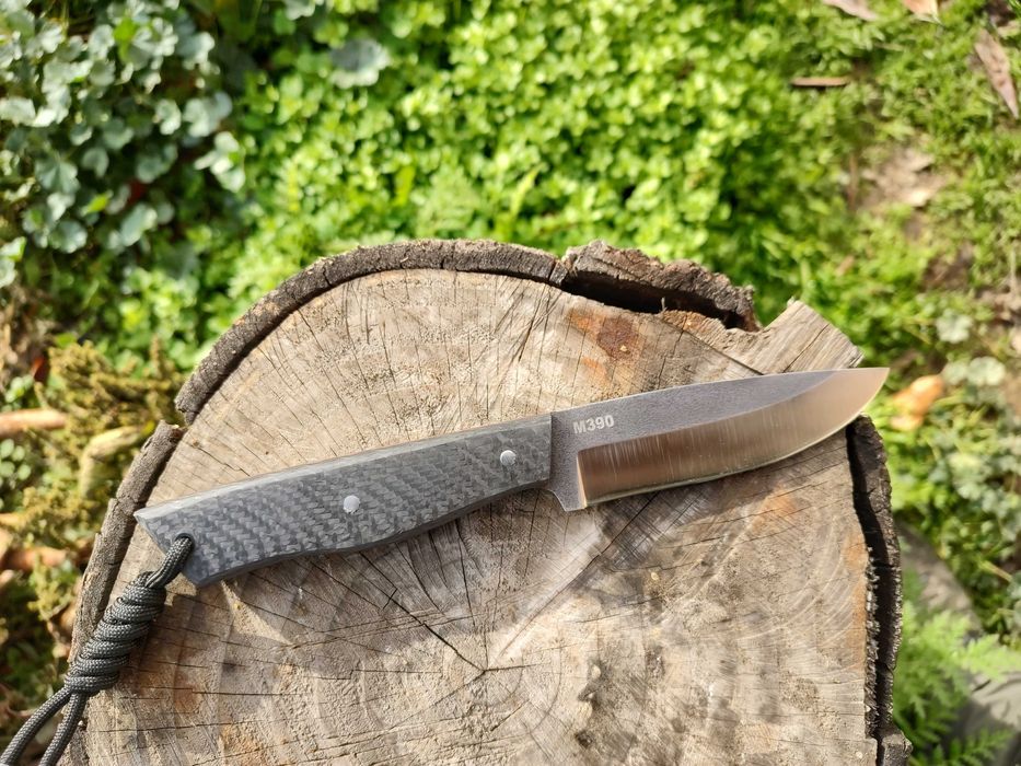 Нож от премиум стомана,,,