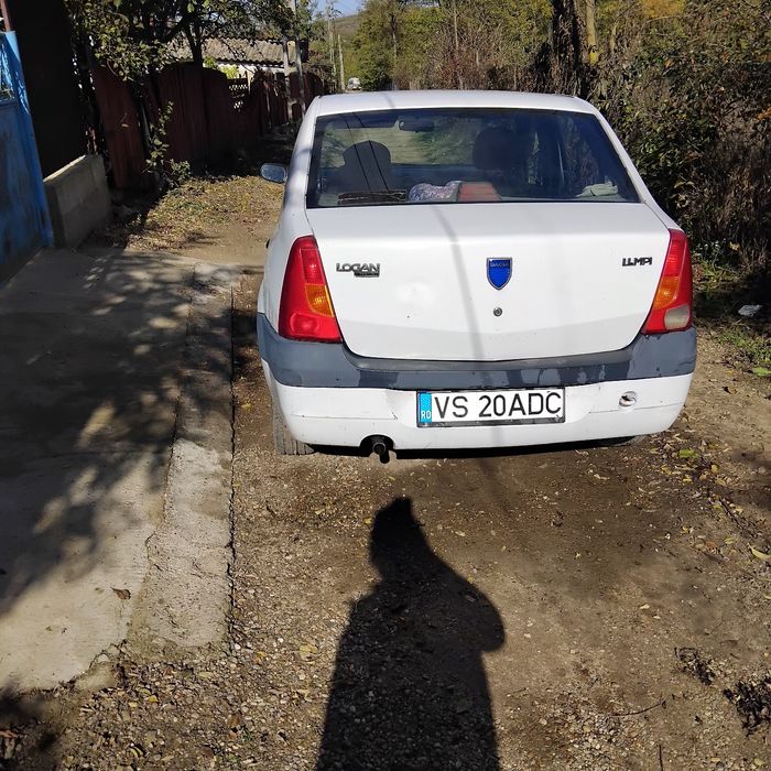 Vând Dacia logan 1/4 benzina din 2006.stare de funcționare bună.
