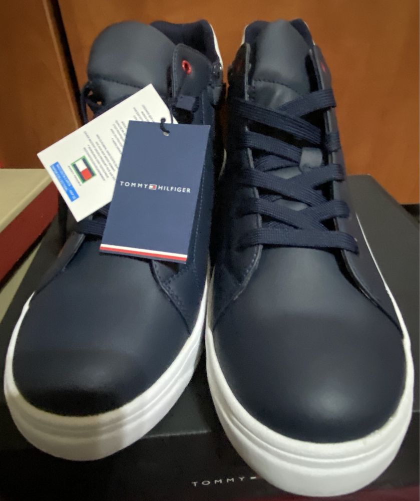 Vand ghete Tommy Hilfiger