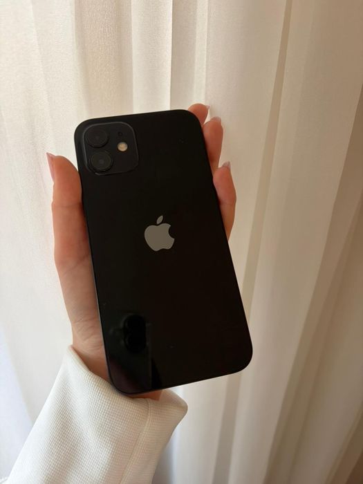 Vând  Iphone  12
