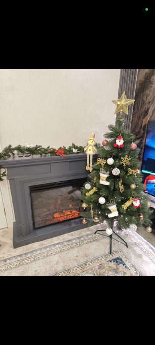 Елка искусственная