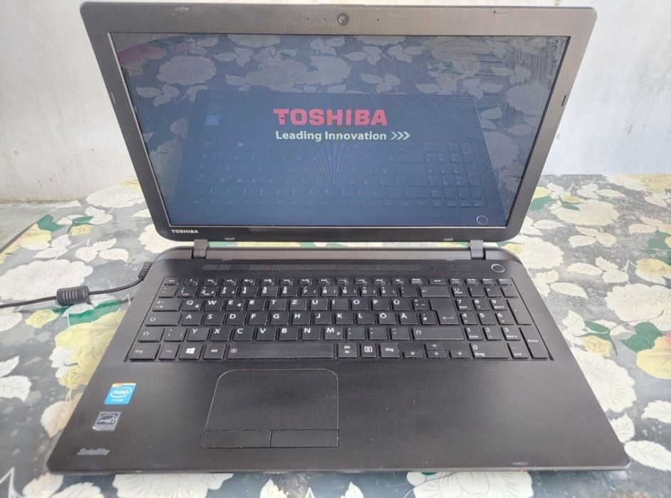 Laptop Toshiba Satelite