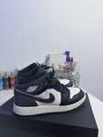 Jordan 1 mid black/white