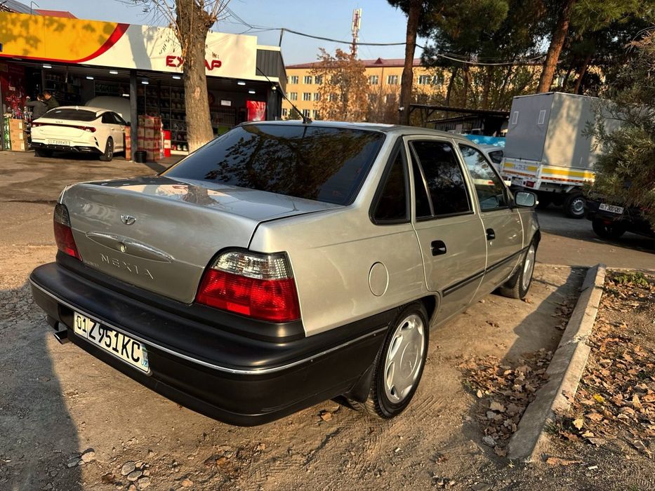 Nexia 1 sotiladi avtomat