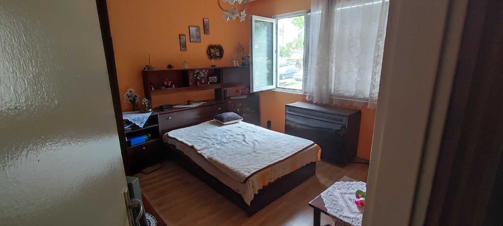 Продава се Четиристаен апартамент в с. Гложене, Област Враца - 76 кв.м за 869 €/кв.м - Снимка #9