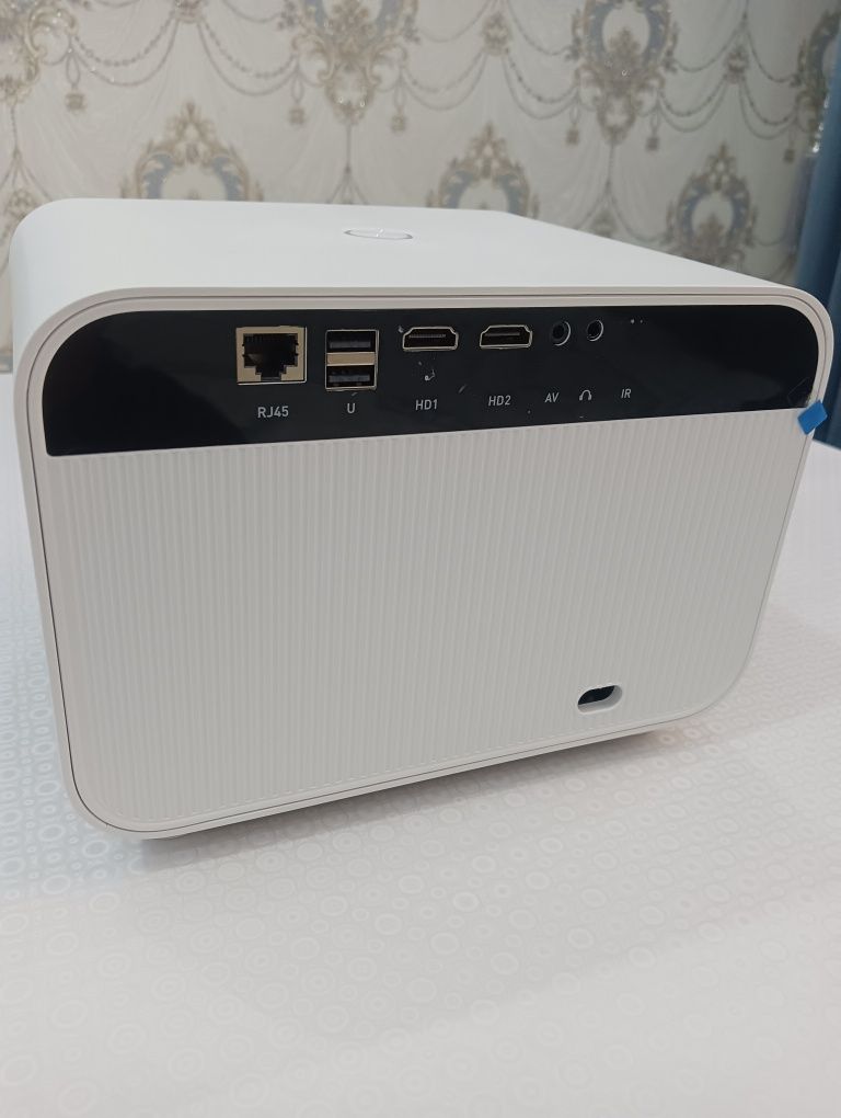 Проектор Byintek u12