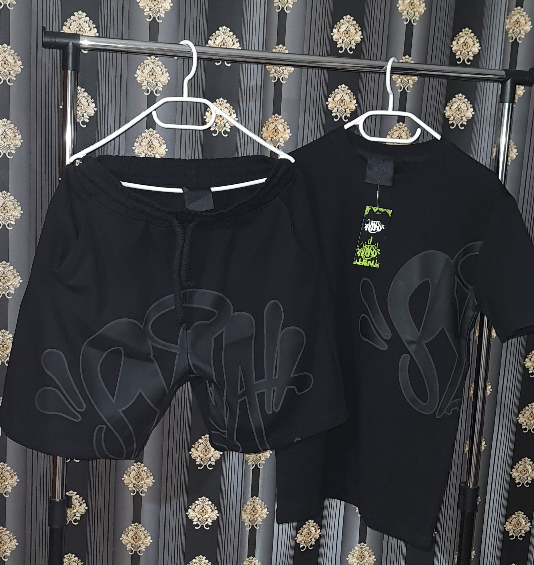 Compleu x trening  Syna world  // Essentials