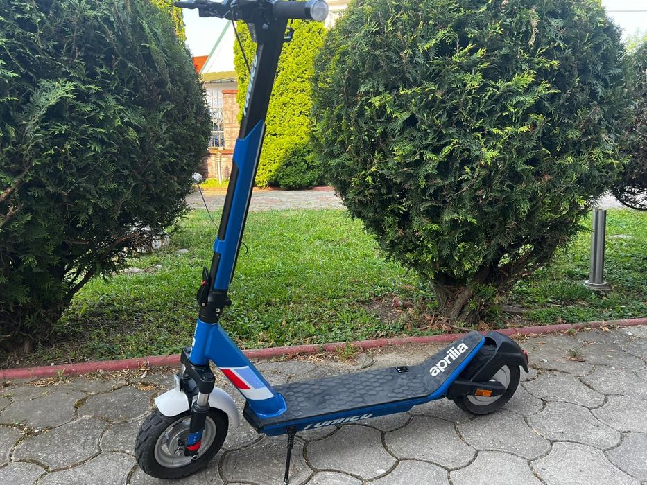 Trotineta Aprilia Tuareg 10 inch pliabila