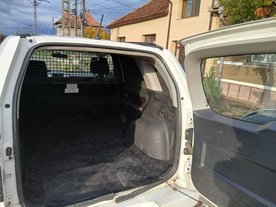 Suzuki Grand Vitara 1,9 4x4 klima an 2010 recent adusa