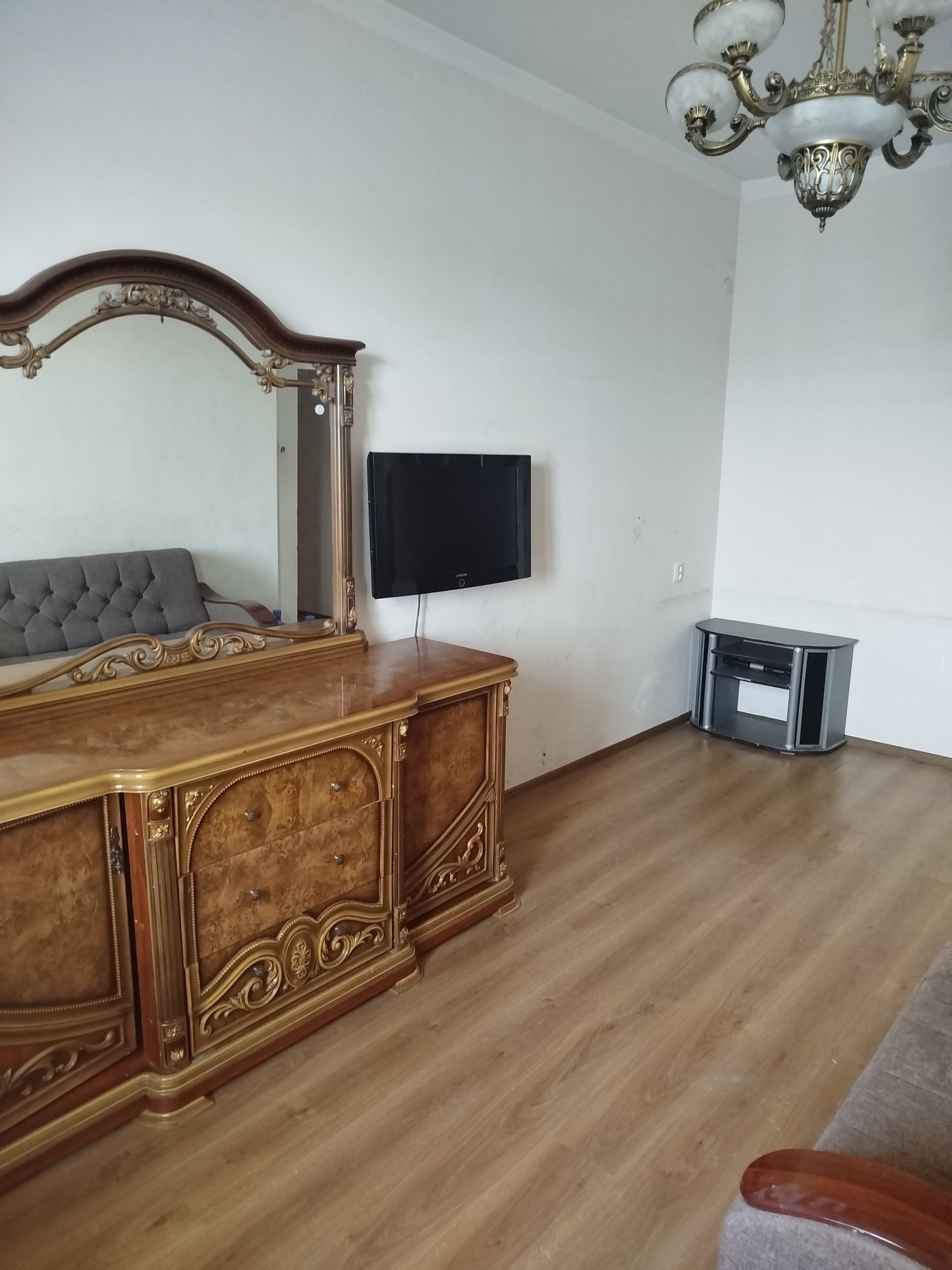 Срочно продается Сергели 6а, 2 комнатная квартира
