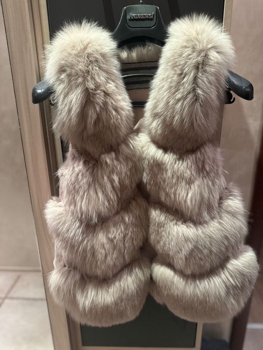 Елек от 100 % естесвен косъм от лисица