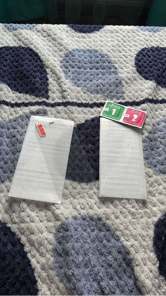 Huse iphone 11 si folii