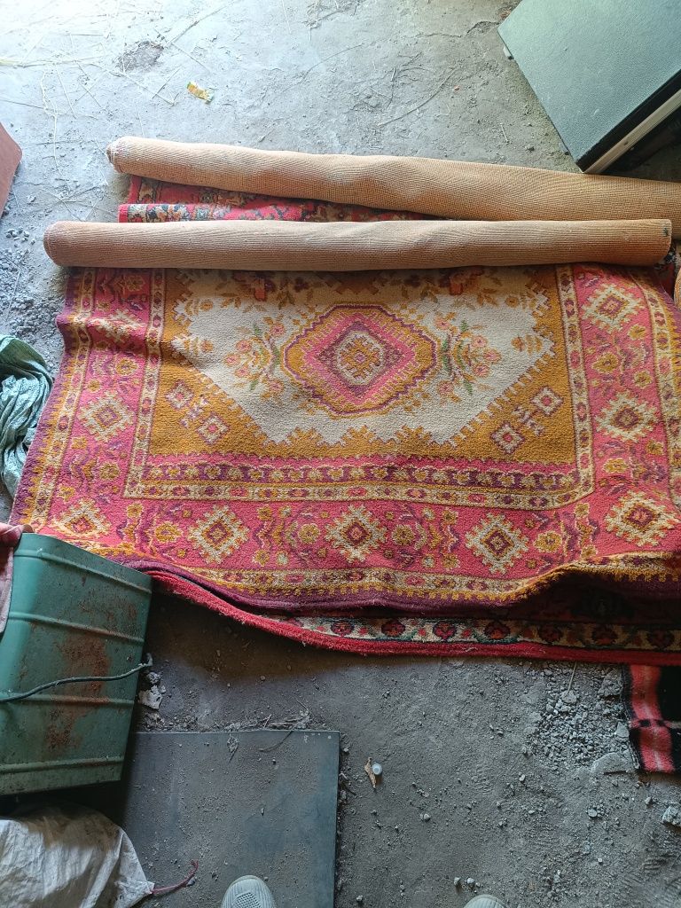 Ковры, паласы б/у