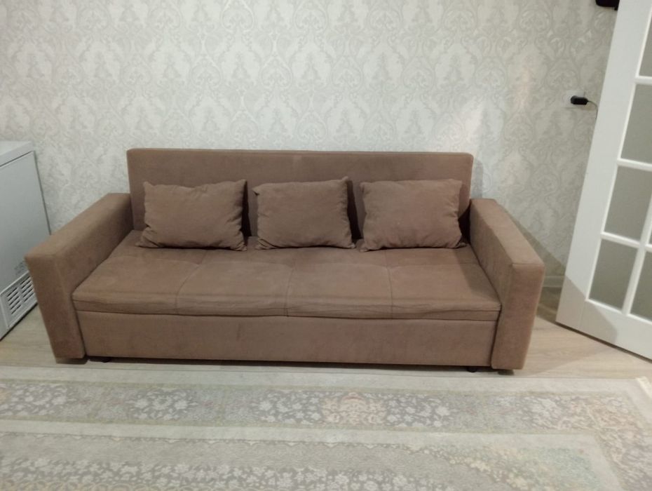 Диван, б/у, состояние среднее