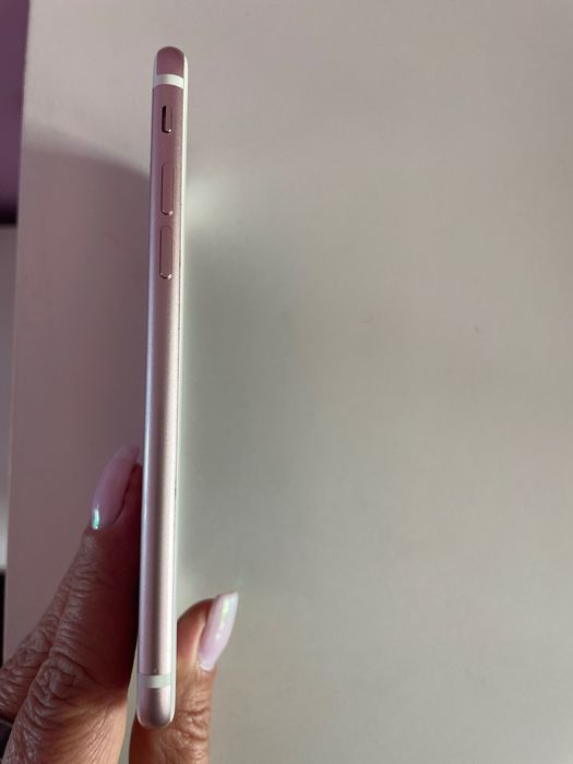 iPhone 7,Rose Gold 32GB