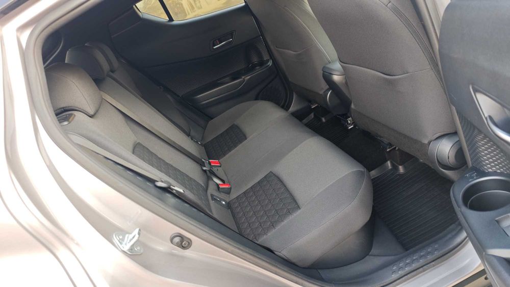 BATTERY LIFE450000km/Distronic/Следи Път и Знаци/Подгрев Toyota Ch-r