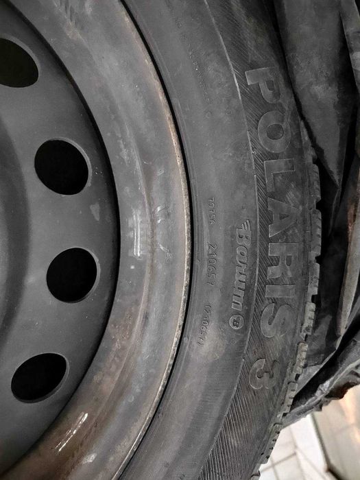 Зимни гуми с джанти 205/55/R16 от Тойота Авенсис 2007 г