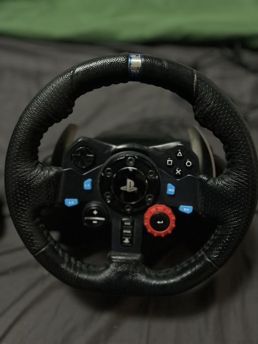 volan logitech g29 + pedale si schimbator