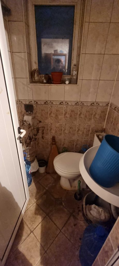 Продава се Едностаен апартамент в Разград, Център - 50 кв.м за 918 €/кв.м - Снимка #6