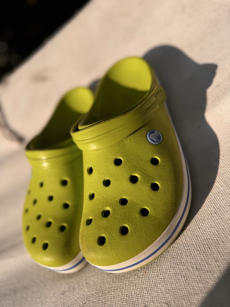 Slapi Crocs medicinali
