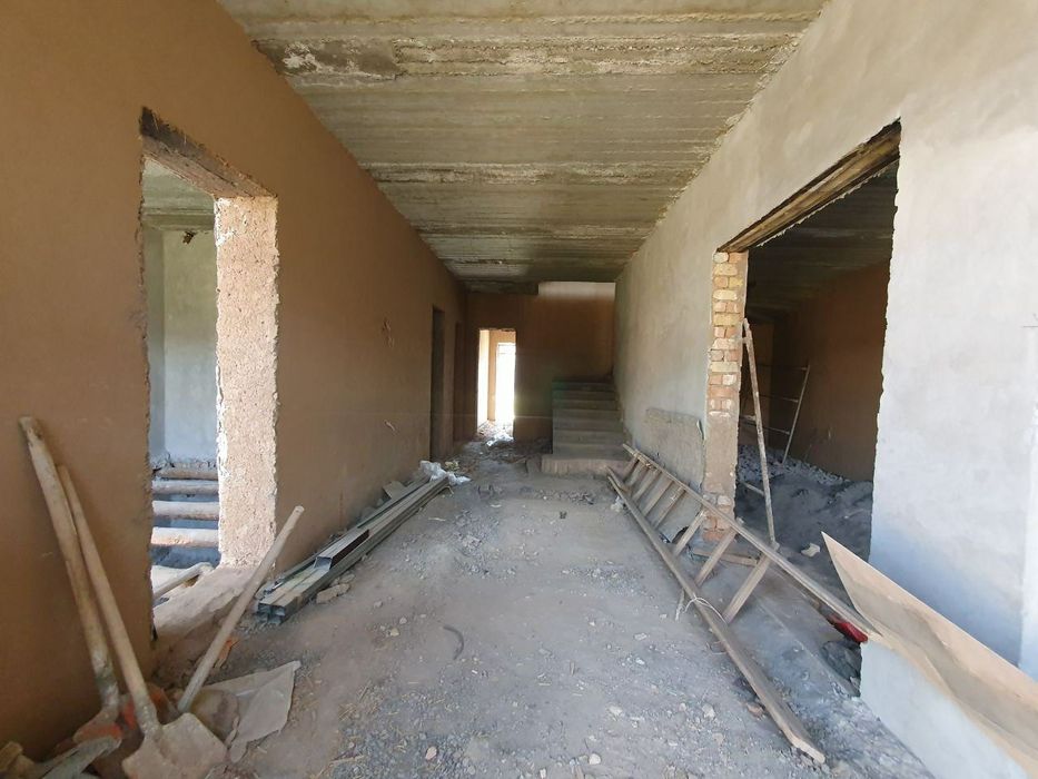 Срочно продаётся 3х этажный дом