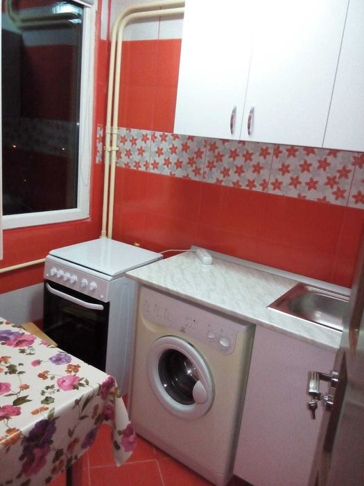 Inchiriere garsoniera mobilata Metrou Aparatorii Patriei