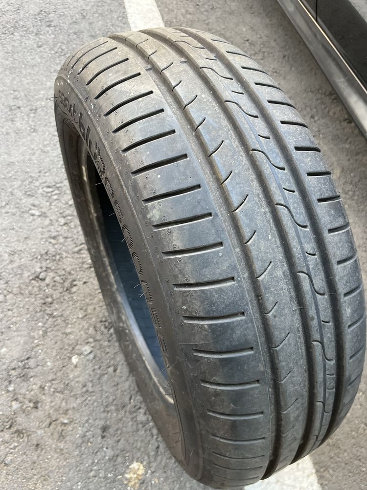Anvelope vara Dunlop 195/65/R15