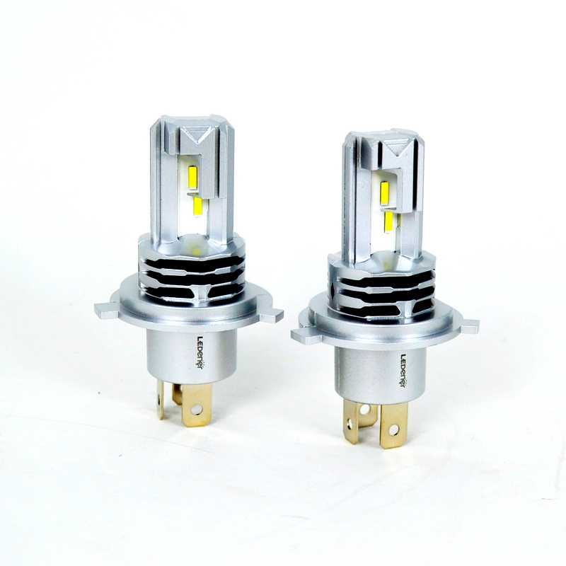 Диодни крушки ЛЕД LED к-т H4  44W 4000Lm 9-32V