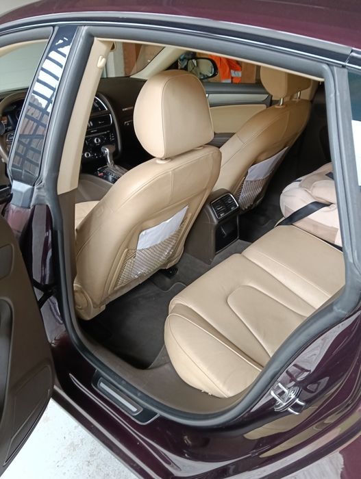 Vând Audi A5 automata