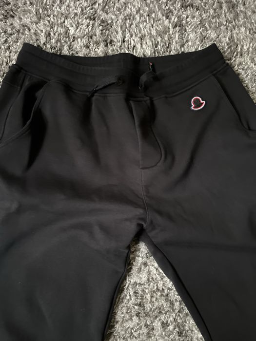 Уникална долница moncler