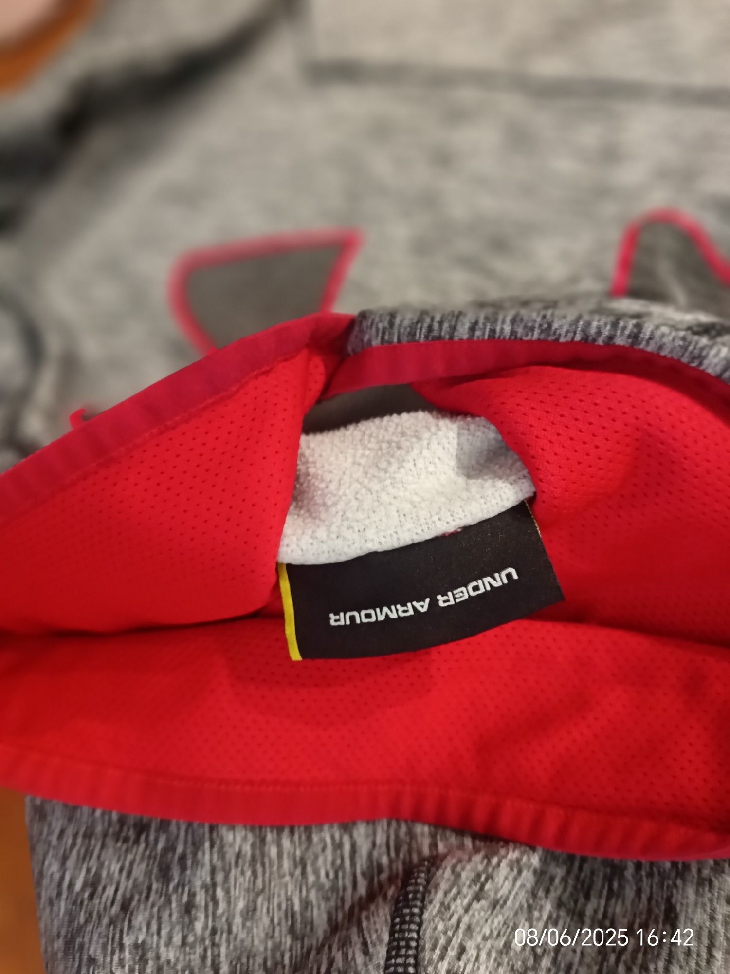 Блуза на under armour