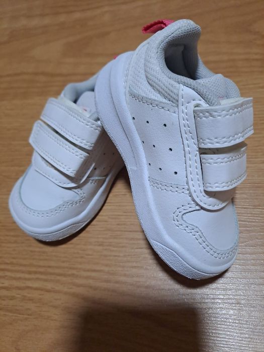 Adidași Adidas Nr 18