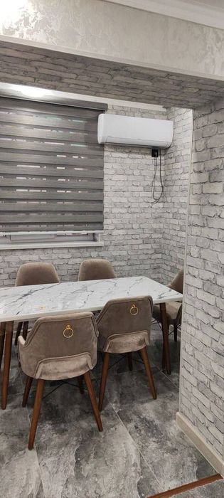 Chilonzor 17 kvartalda metro yaqinida joylashgan ijaraga uy bez makler