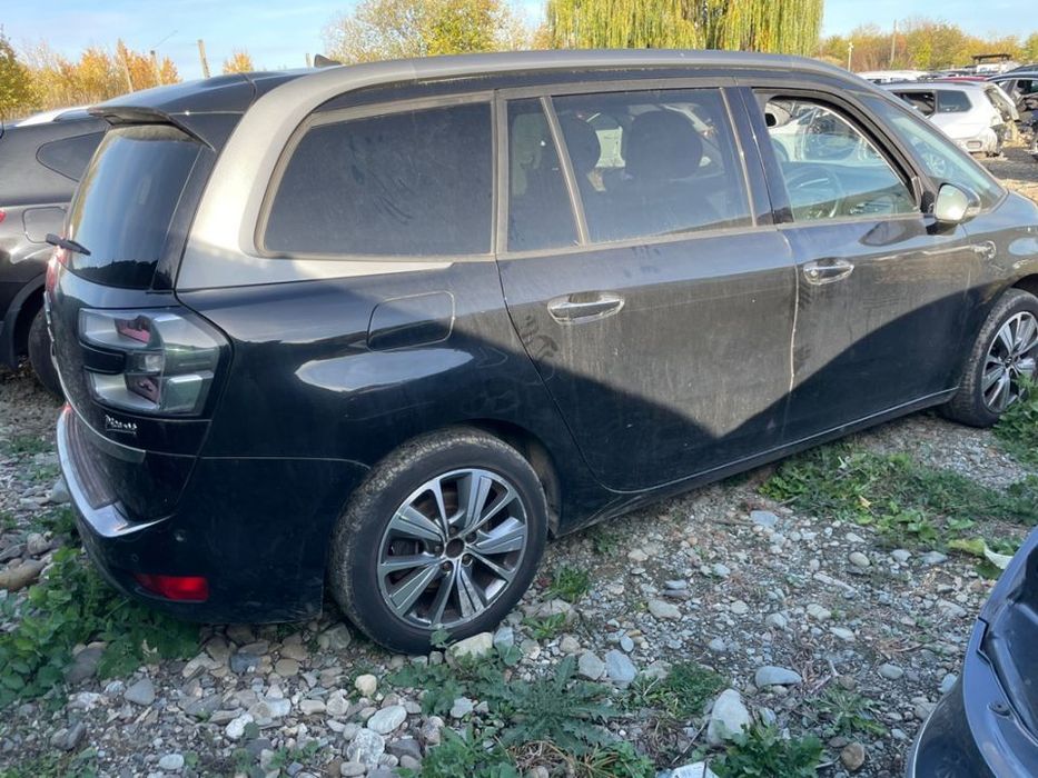 Dezmembrez Citroën c4 picasso