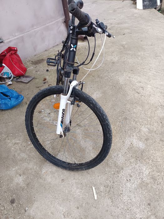 Bicicleta de vânzare